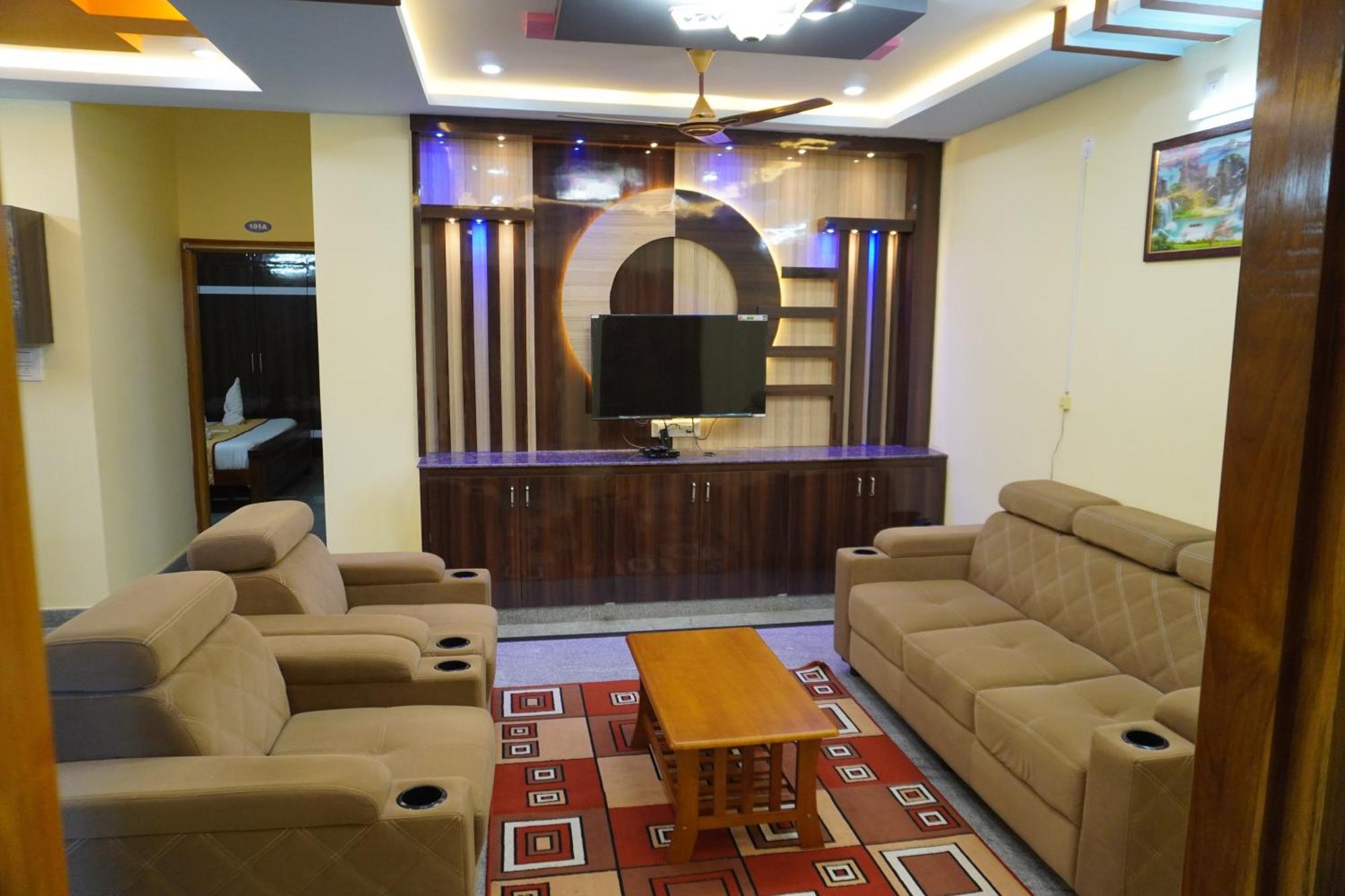 Tirumala Premium Home Stay Tirupati Eksteriør billede