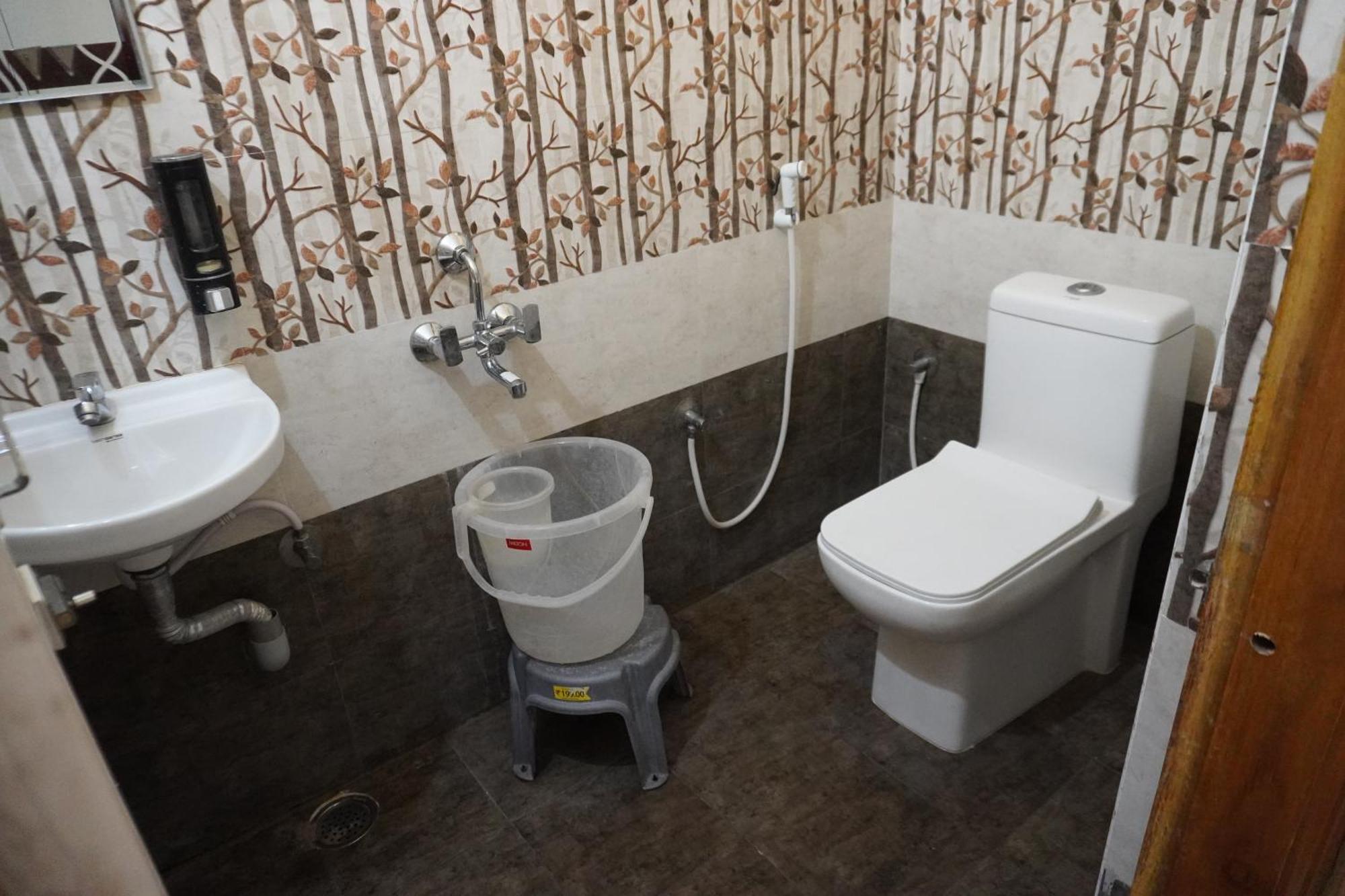 Tirumala Premium Home Stay Tirupati Eksteriør billede